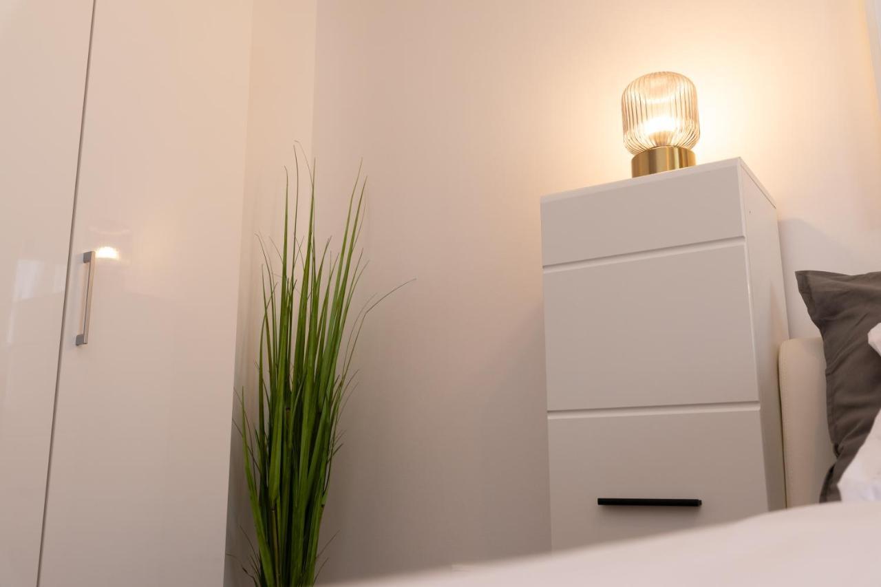 Nobel: Premium Two-room In Bucharest's Center! Bucarest